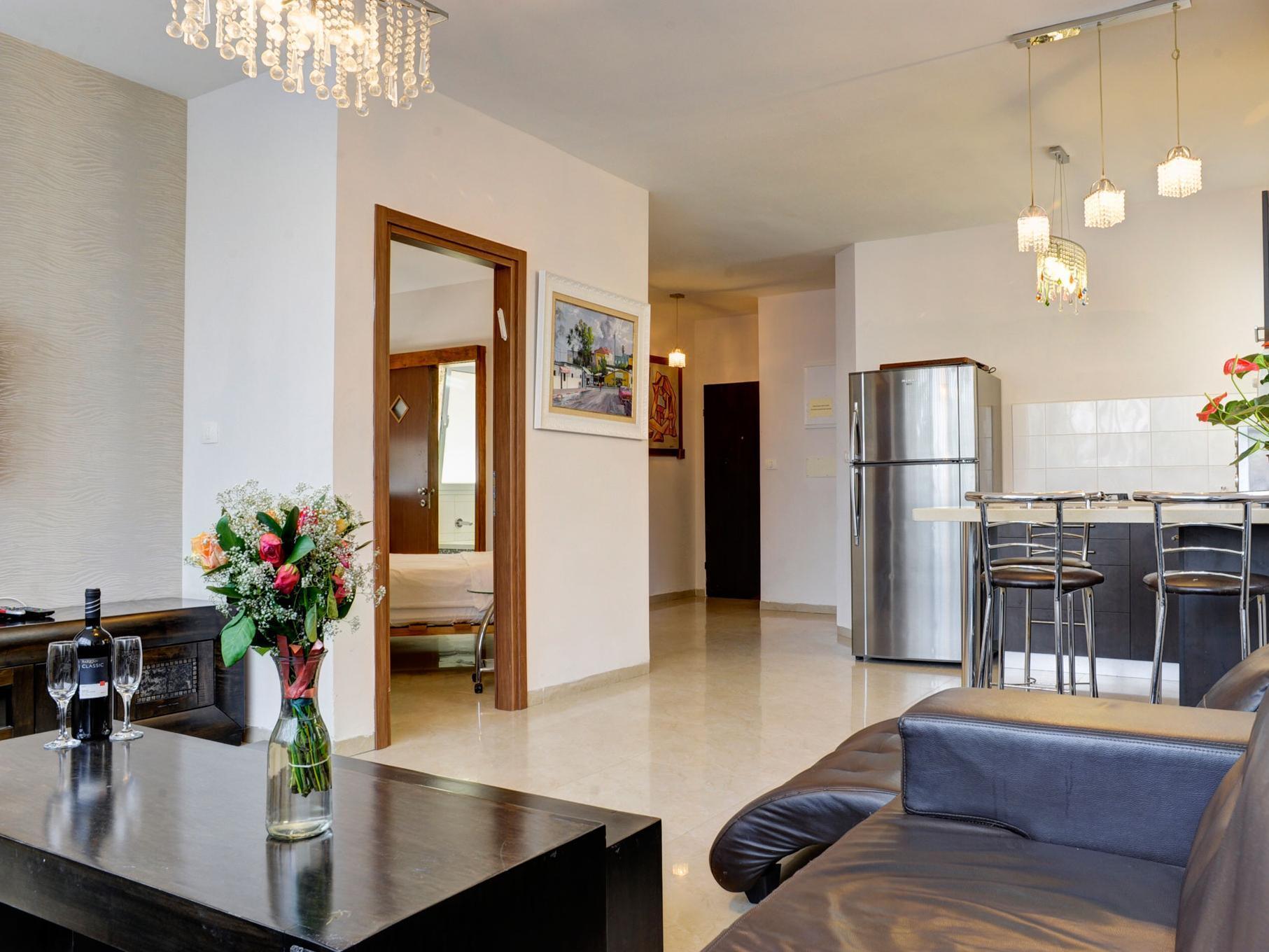Liber Apartments By Raphael Hotels Tel Aviv Exterior photo
